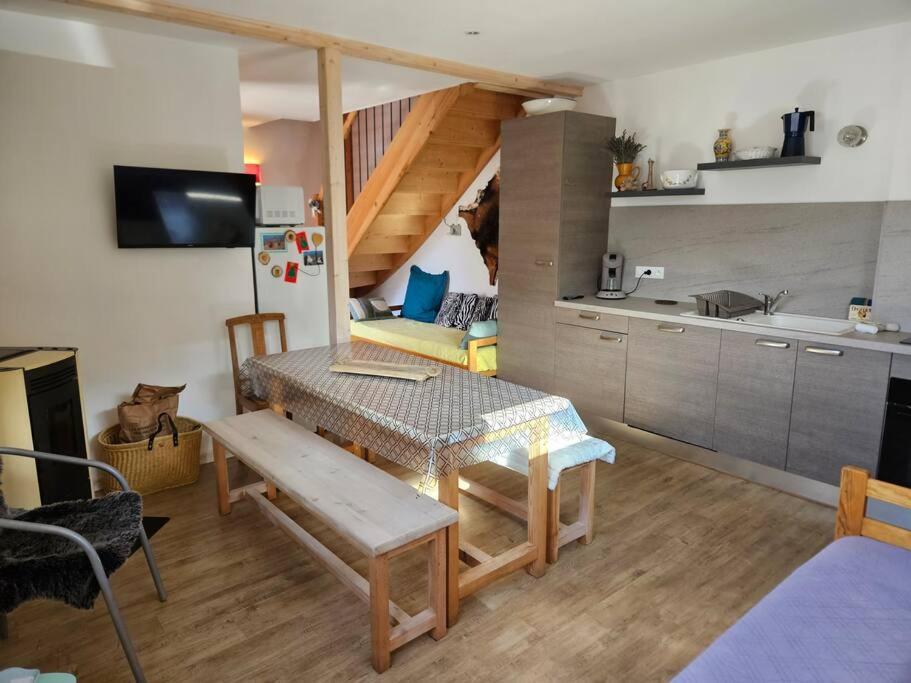 Chalet T3 Duplex Neuf Névache Exteriér fotografie